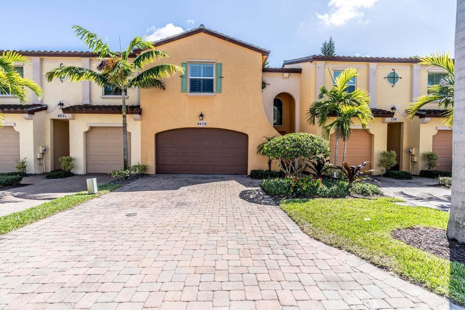 4628 MEDITERRANEAN Circle, Palm Beach Gardens, FL 33418 photo 2