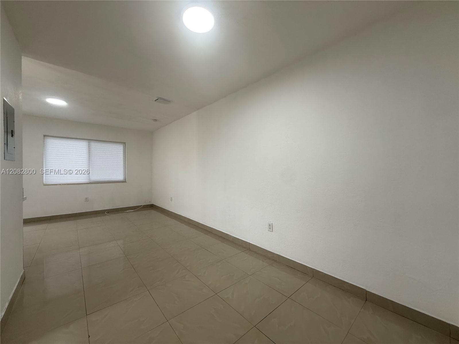 4885 NW 4th St # FRONT, Miami, FL 33126 photo 5