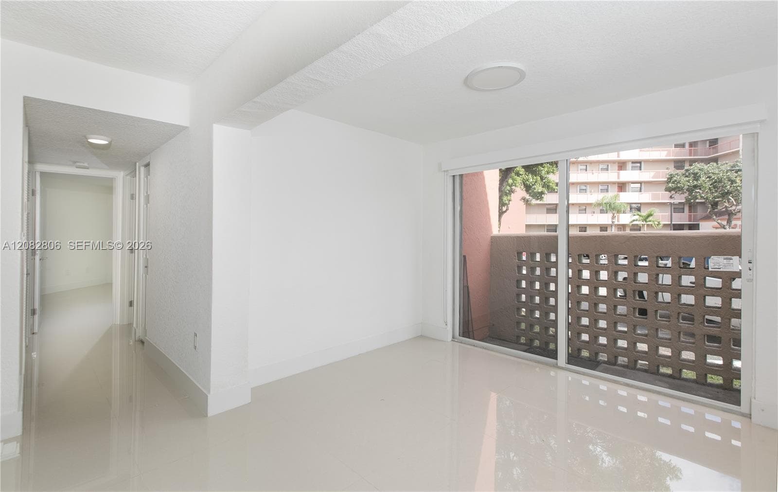 10241 NW 9 STREET CIR # 109-5, Miami, FL 33172 photo 3