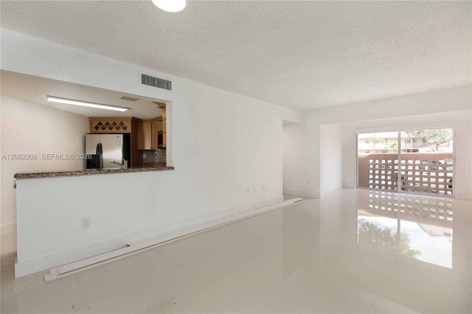 10241 NW 9 STREET CIR # 109-5, Miami, FL 33172 photo 4