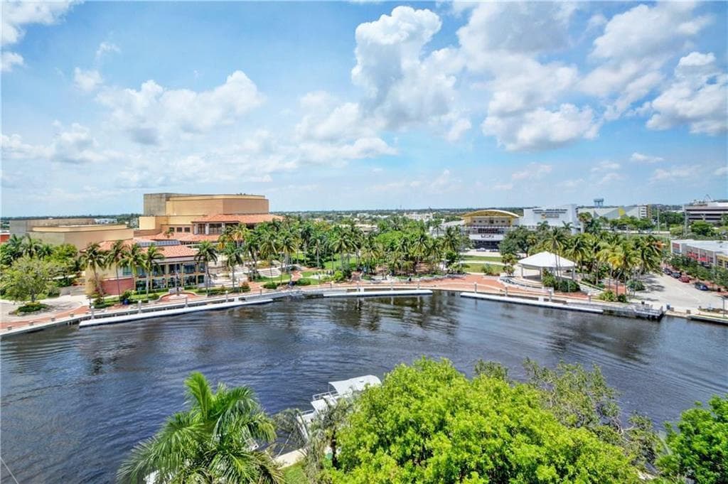 401 SW 4TH Avenue # 808, Fort Lauderdale, FL 33315 photo 3