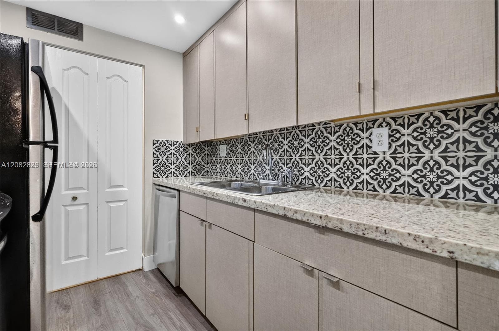 3213 Bird Ave # 7, Miami, FL 33133 photo 4