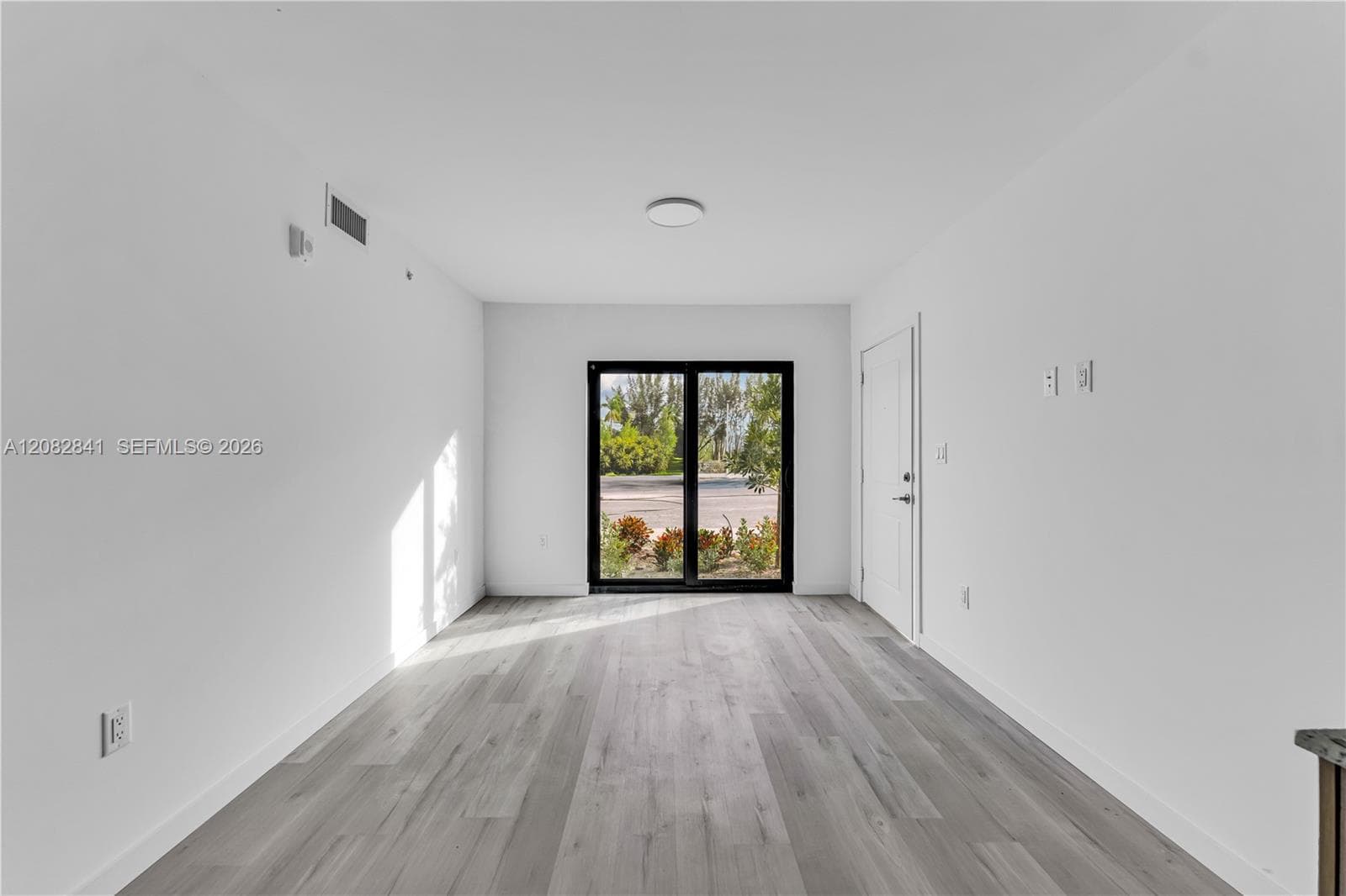 175 NW 160TH ST # 220, North Miami Beach, FL 33169 photo 2