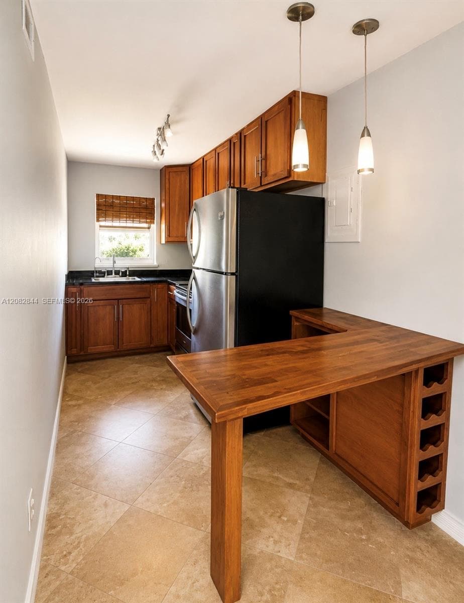 1000 SE 15th St # 205, Fort Lauderdale, FL 33316 photo 8