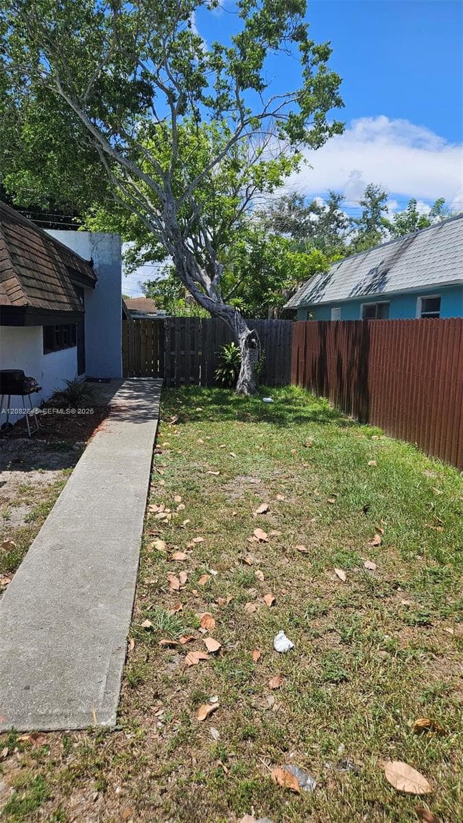 1311 NW 8th Ave # 1311, Fort Lauderdale, FL 33311