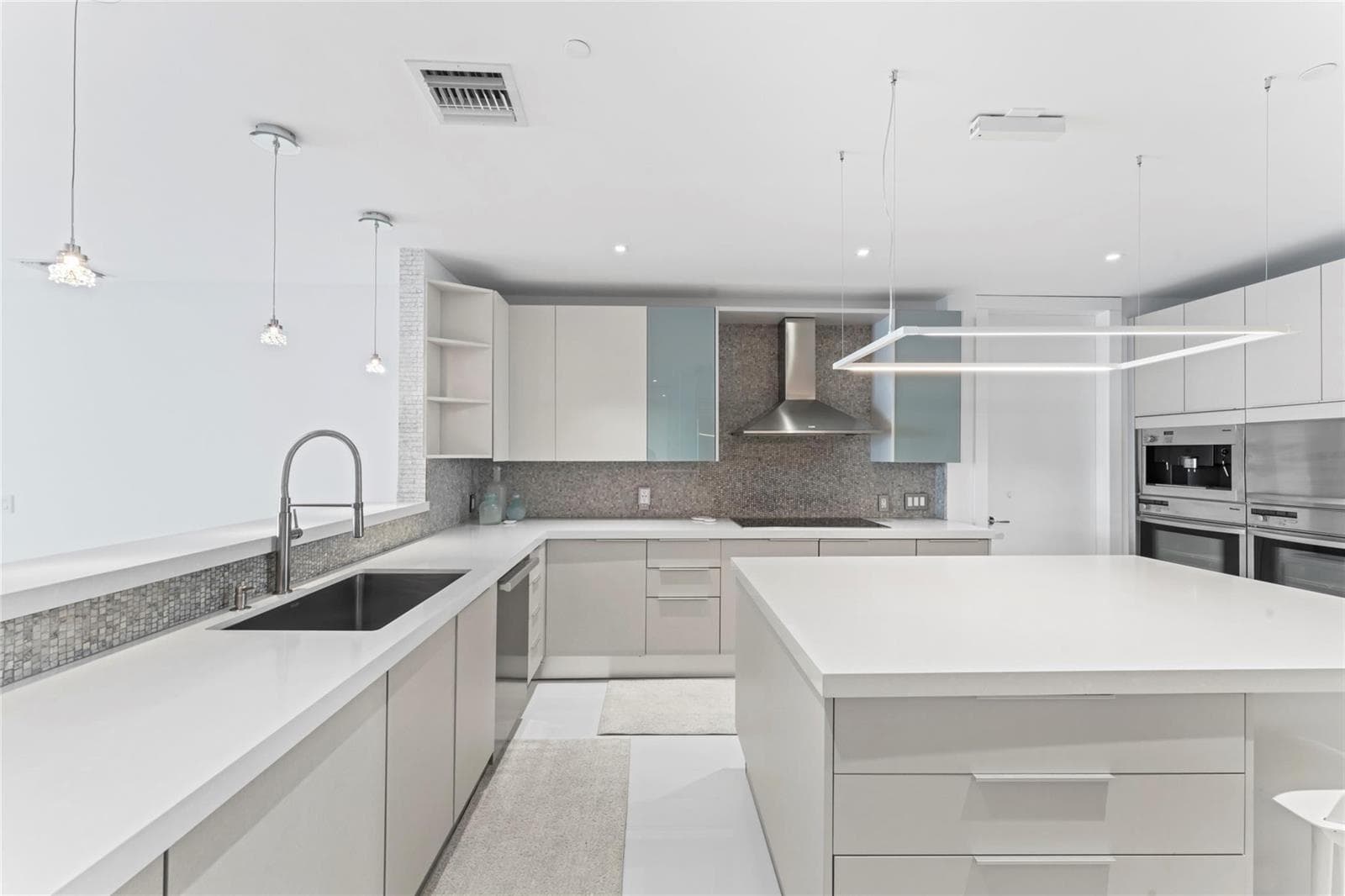 5959 COLLINS Avenue # 1203, Miami Beach, FL 33140 photo 12
