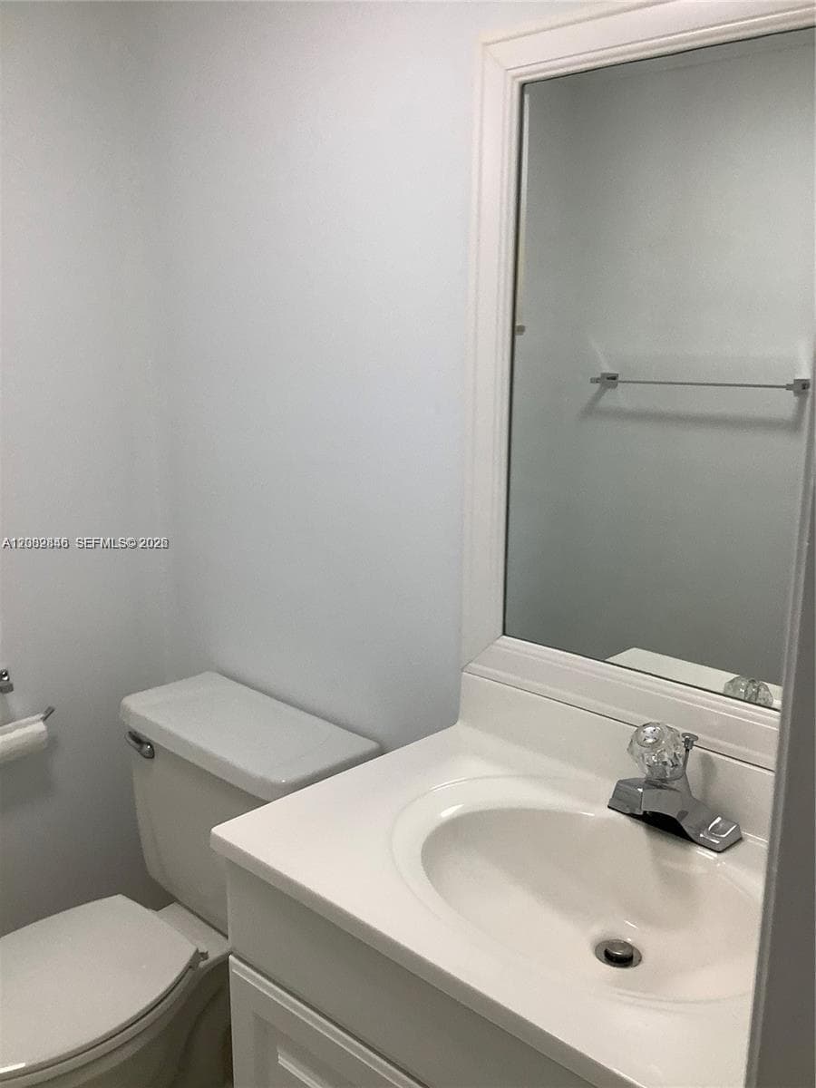 9359 Fontainebleau Blvd # F307, Miami, FL 33172 photo 7