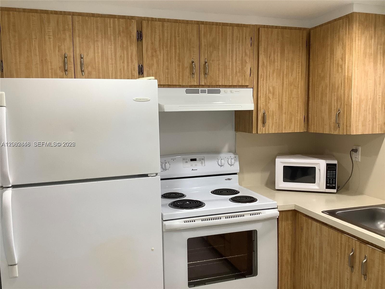 9359 Fontainebleau Blvd # F307, Miami, FL 33172 photo 3