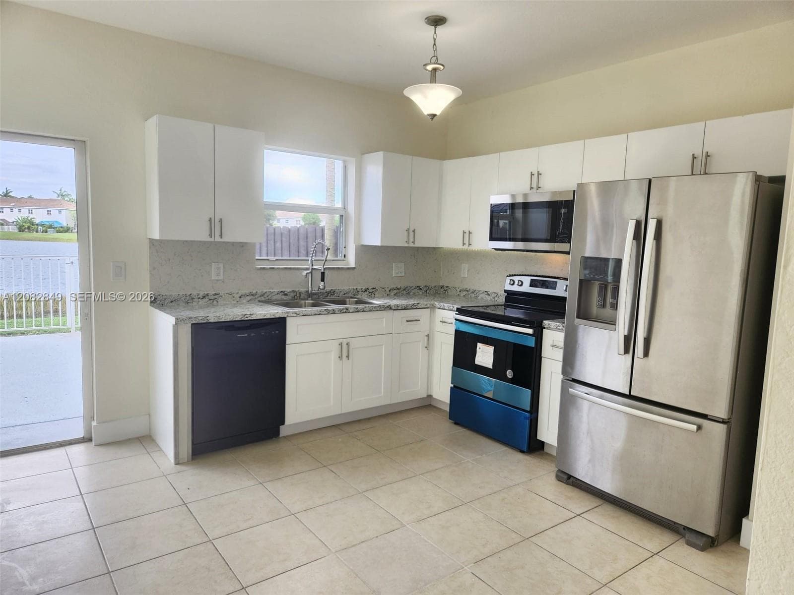 1525 SE 31st Ct # 1525, Homestead, FL 33035 photo 4