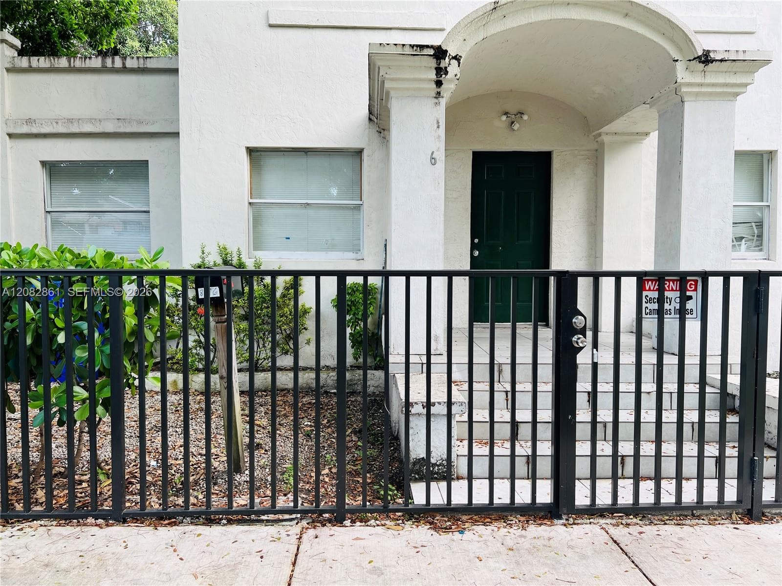 876 SW 2nd St # 2, Miami, FL 33130