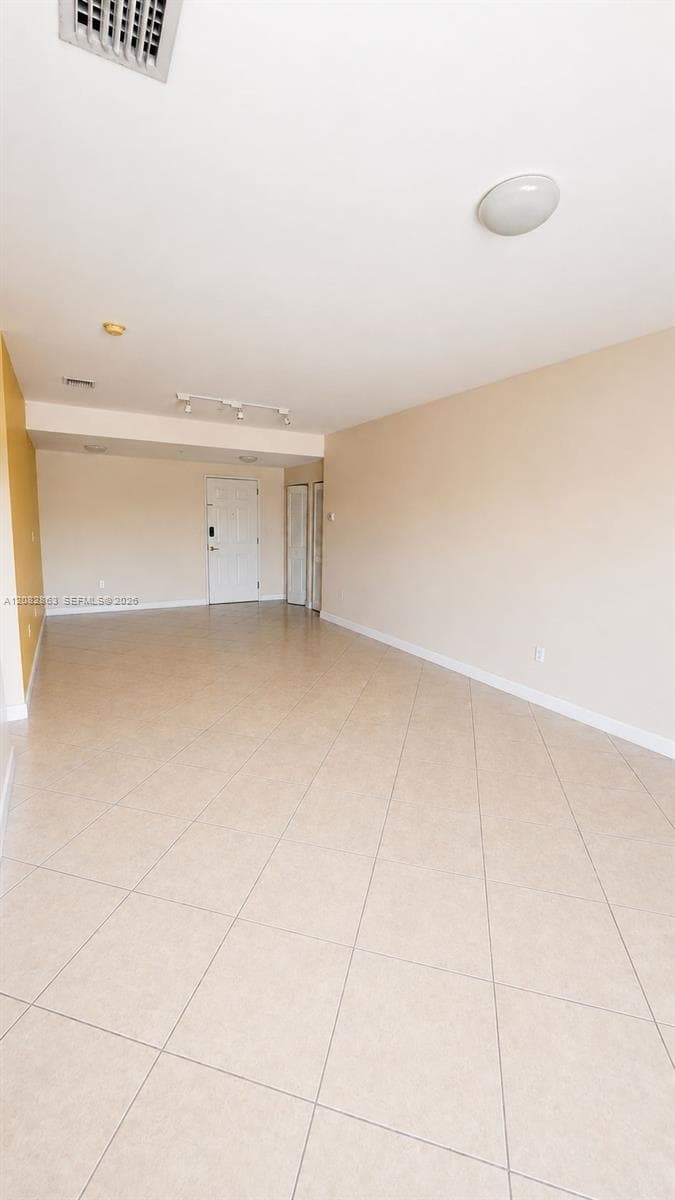 2280 SW 32nd Ave # 508, Miami, FL 33145 photo 3