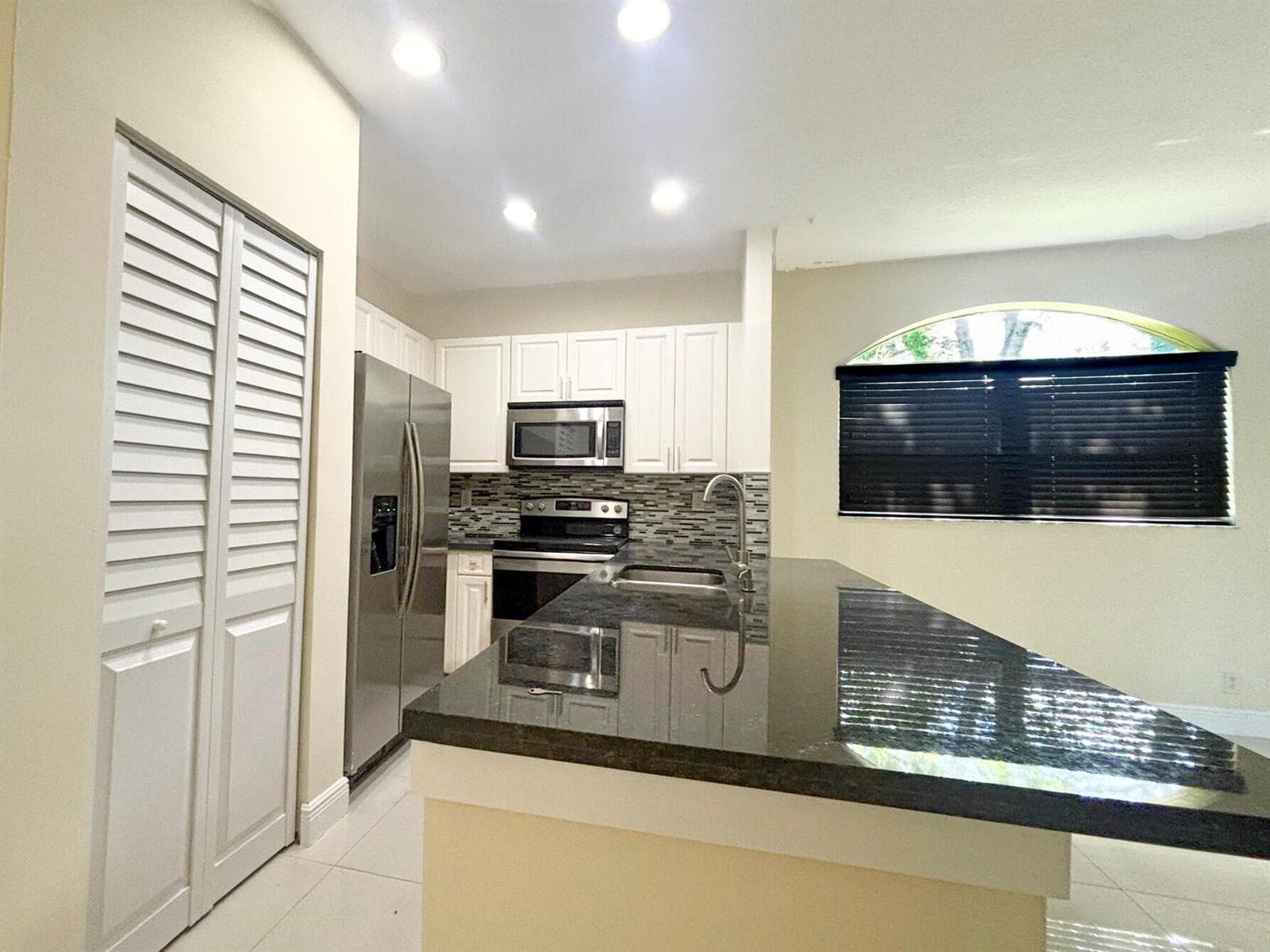 3118 CORAL RIDGE Drive # 3118, Coral Springs, FL 33065 photo 4