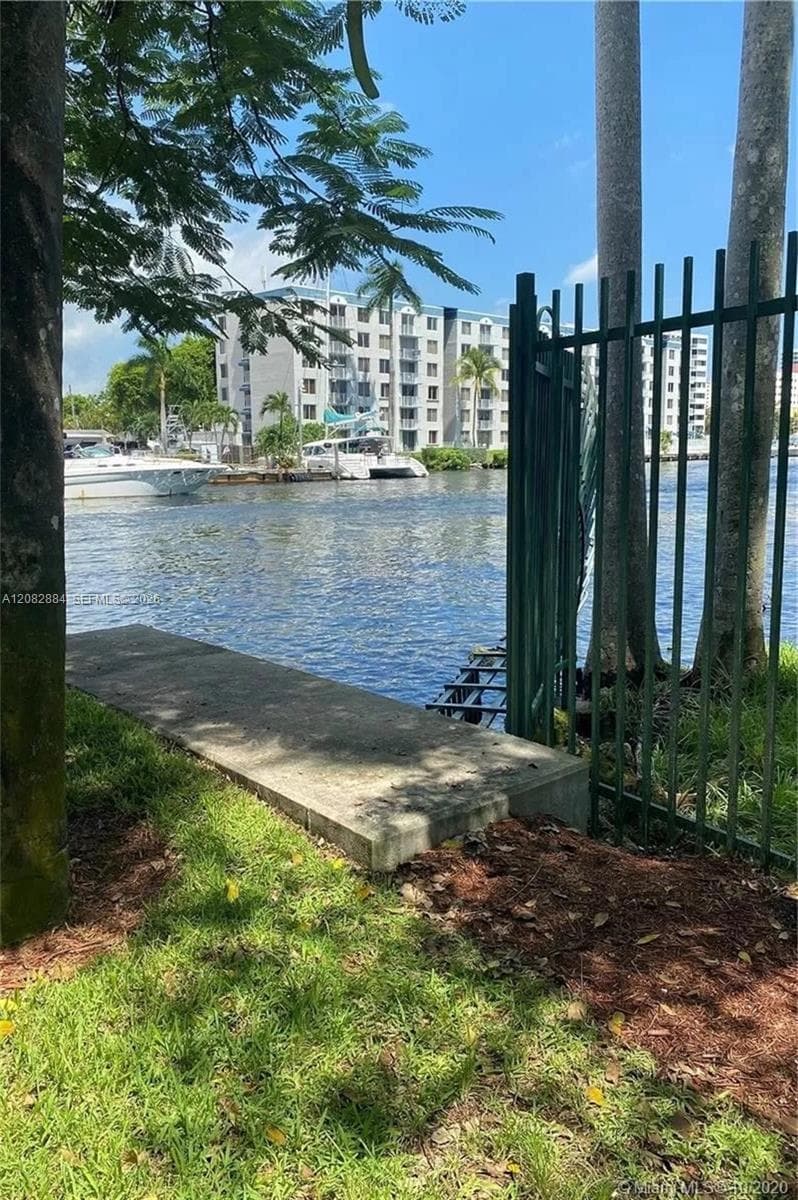 1861 NW S River Dr # 1401, Miami, FL 33125 photo 13