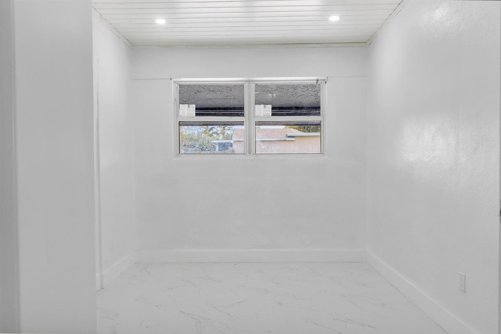 915 SW 3RD Street, Boynton Beach, FL 33435 photo 9