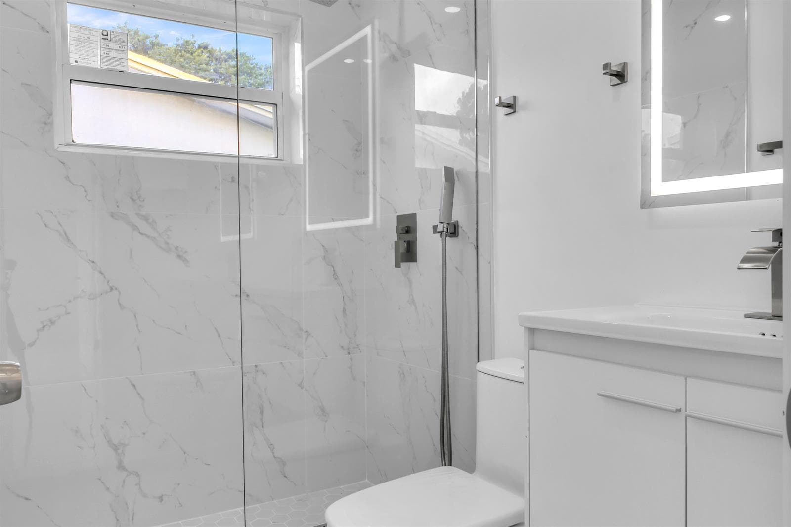 915 SW 3RD Street, Boynton Beach, FL 33435 photo 8