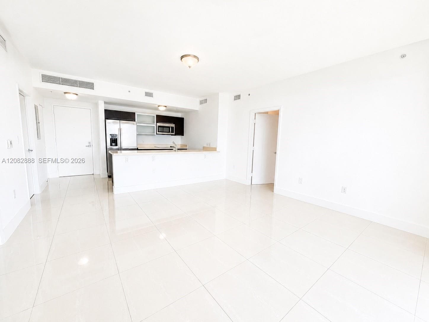 90 SW 3rd St # 3408, Miami, FL 33130 photo 5