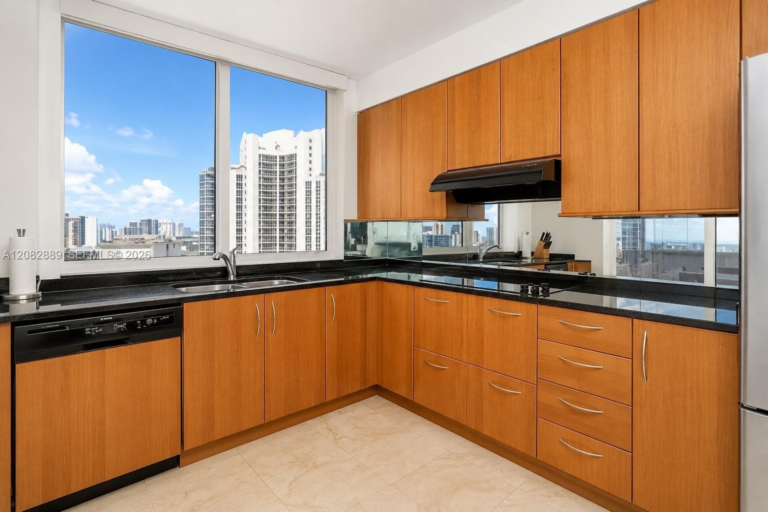 19111 Collins Ave # 1602, Sunny Isles Beach, FL 33160 photo 10