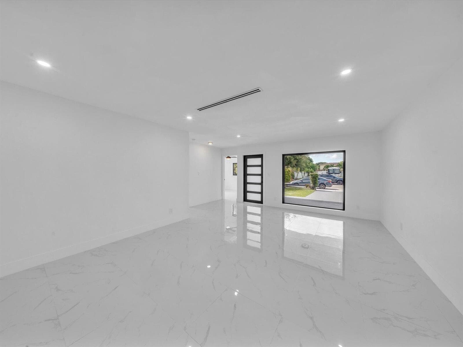 4531 SW 20th Street, West Park, FL 33023 photo 9