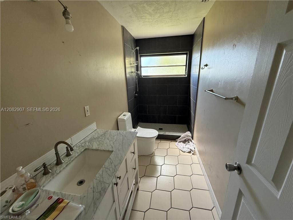 4930 Orange Grove Blvd, Other City - In The State Of Florida, FL 33903 photo 10
