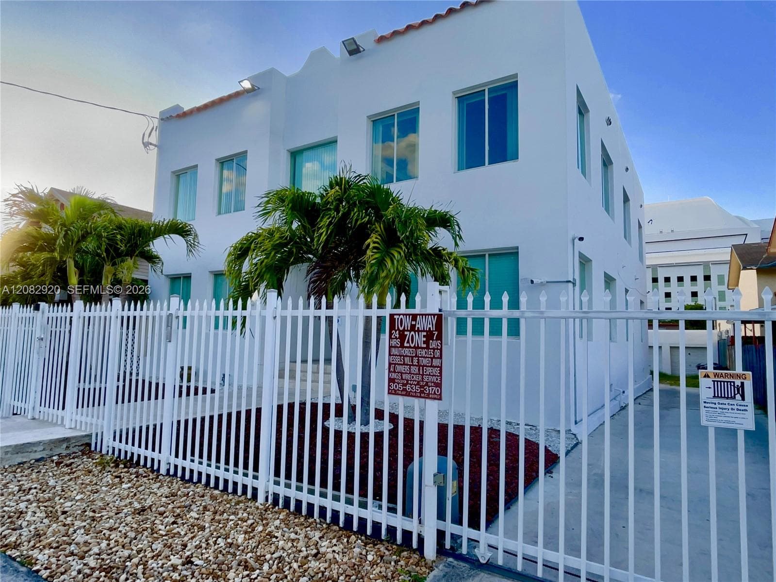 1459 NW 2nd St, Miami, FL 33125 photo 2
