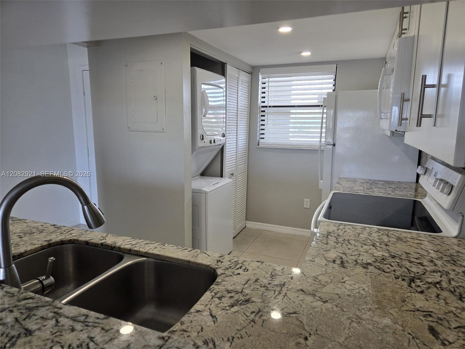 10290 NW 9th St Cir # 409, Miami, FL 33172 photo 4