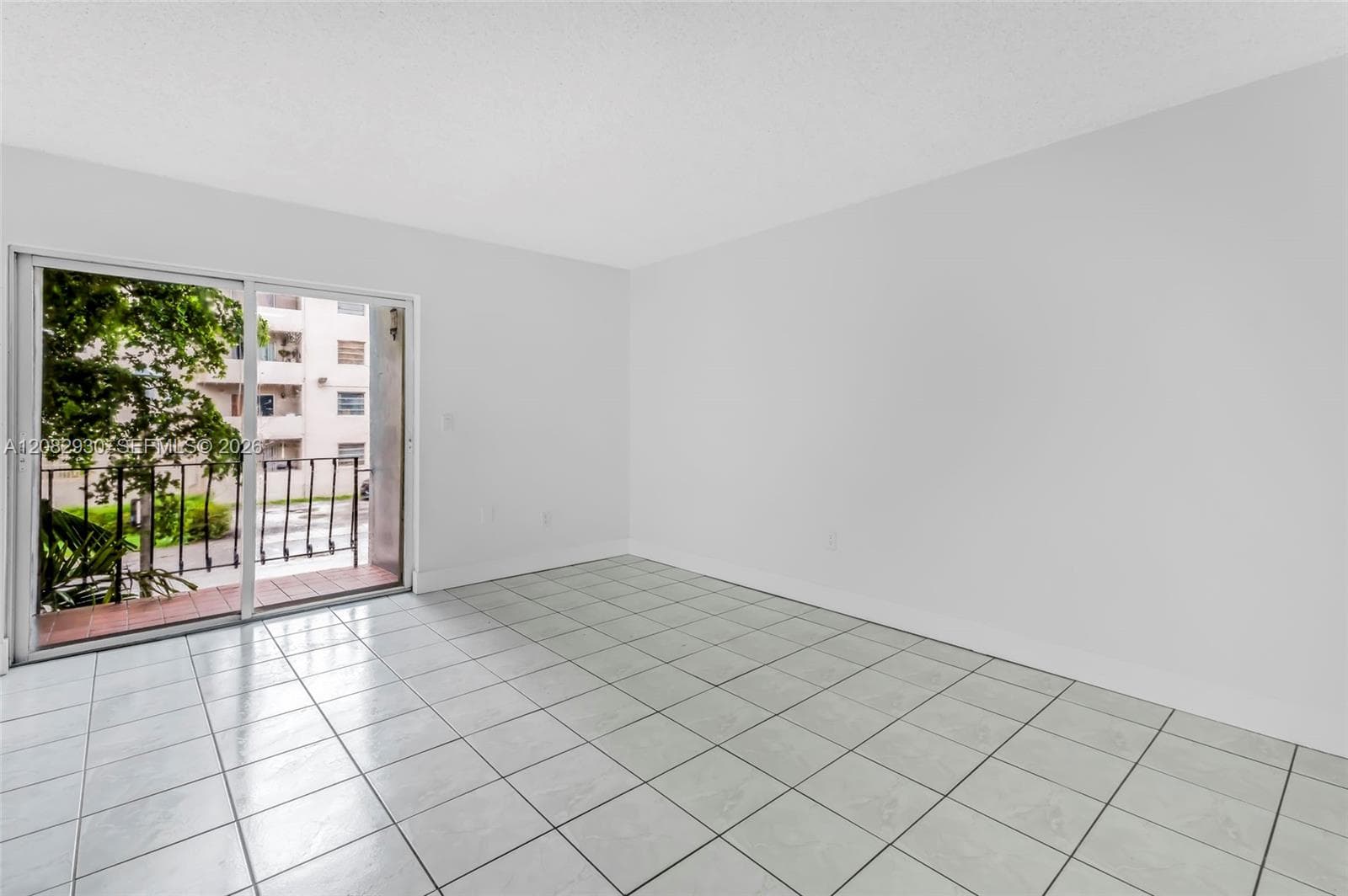 6825 W Flagler St # 202, Miami, FL 33144 photo 9