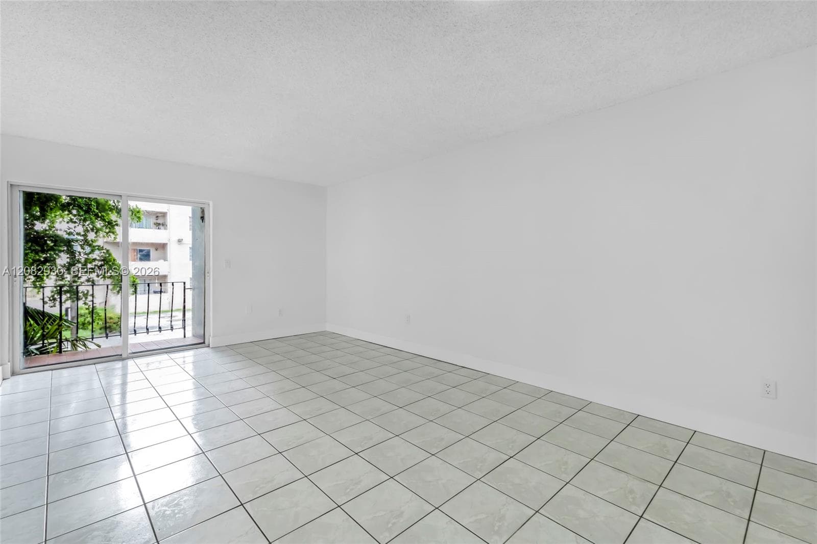 6825 W Flagler St # 202, Miami, FL 33144 photo 4