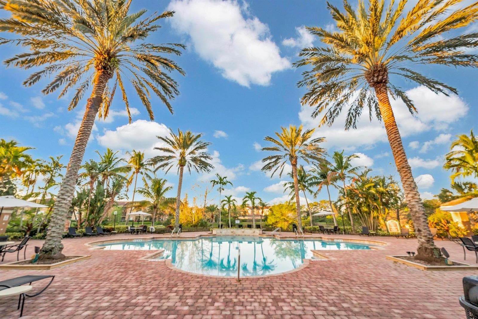 3738 NW MEDITERRANEAN Lane # 305, Jensen Beach, FL 34957