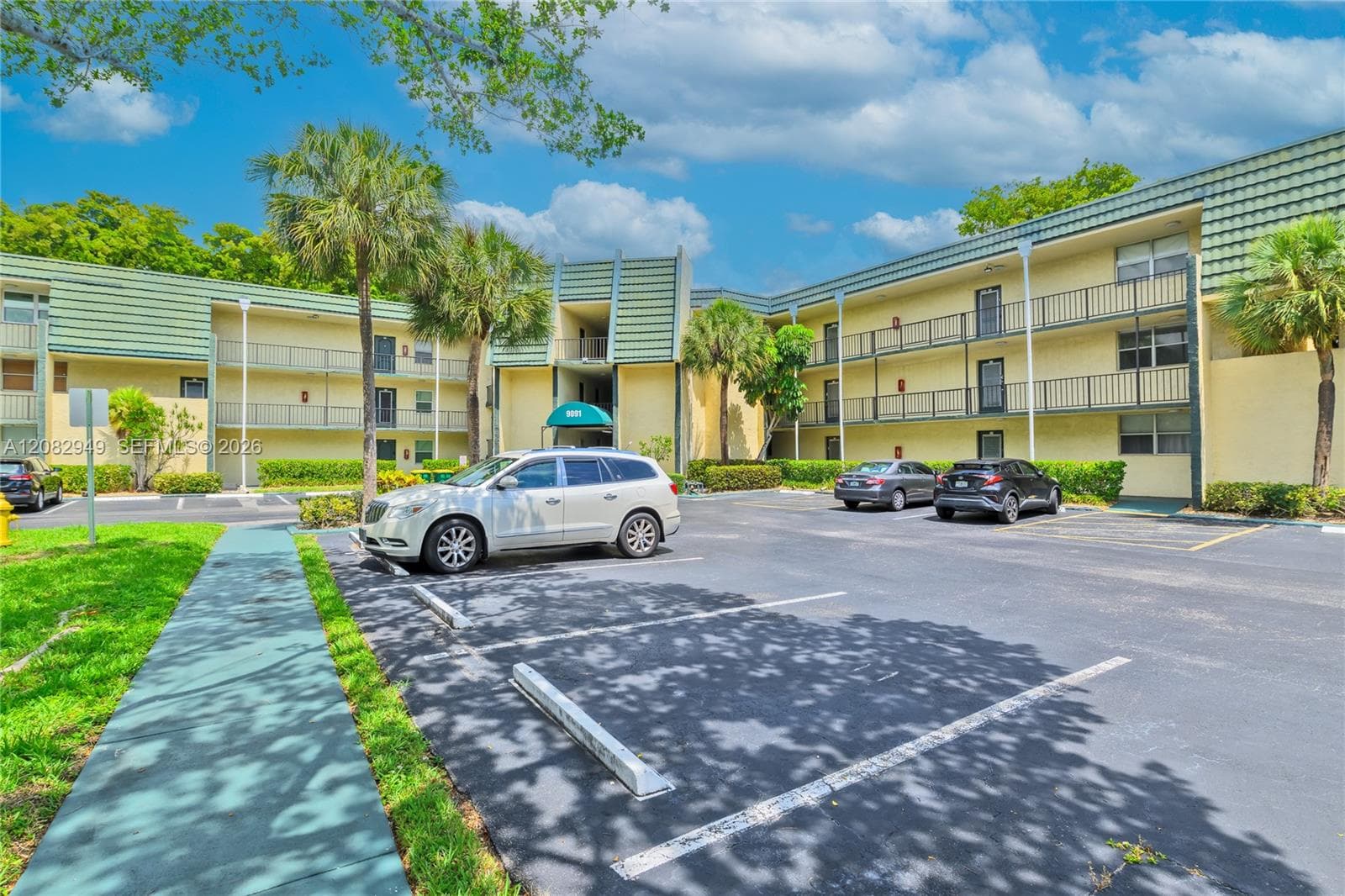 9091 Lime Bay Blvd # 211, Tamarac, FL 33321 photo 3