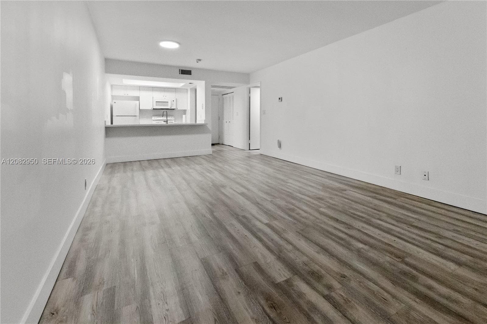 8100 Geneva Ct # 141, Doral, FL 33166 photo 2