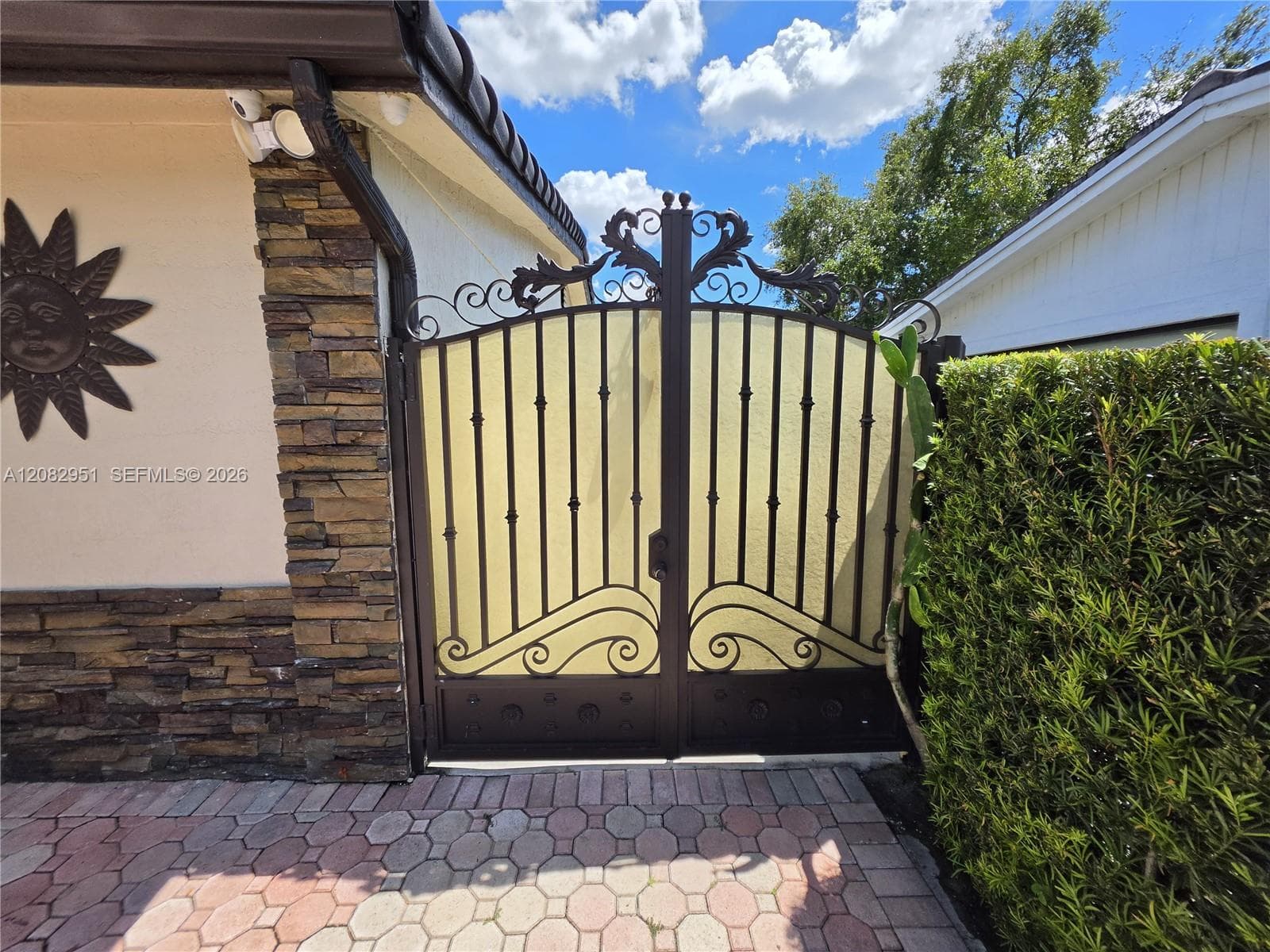 8450 NW 178th St, Hialeah, FL 33015 photo 6