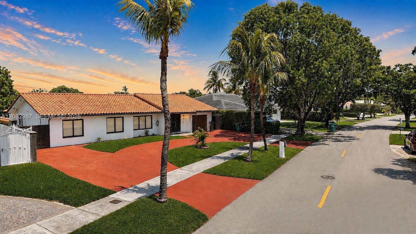 9831 SW 4th St, Miami, FL 33174 photo 2