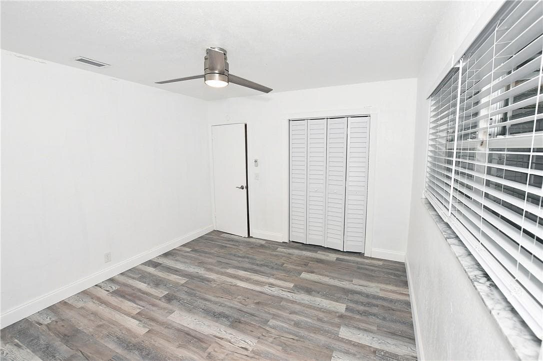 270 NW 43rd Street, Oakland Park, FL 33309 photo 9
