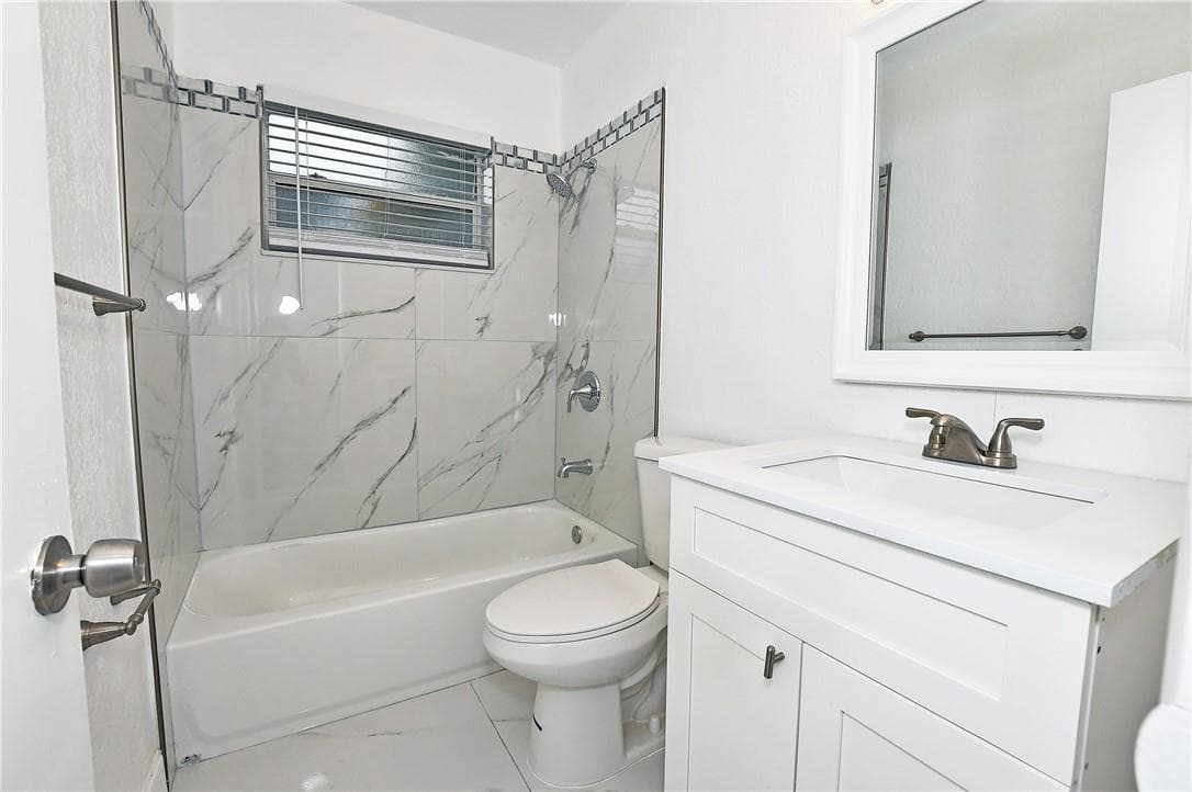 270 NW 43rd Street, Oakland Park, FL 33309 photo 11