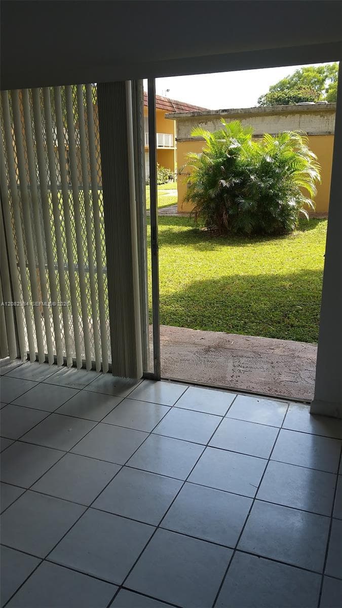 505 NW 177th St # 128, Miami Gardens, FL 33169 photo 3