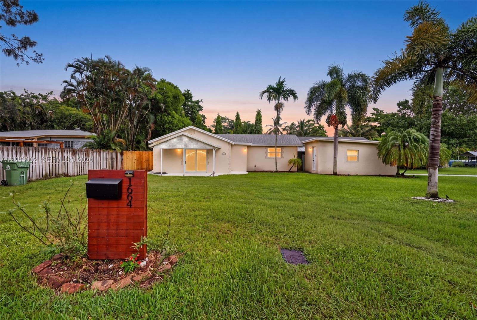 1664 SW 28th Ave, Fort Lauderdale, FL 33312
