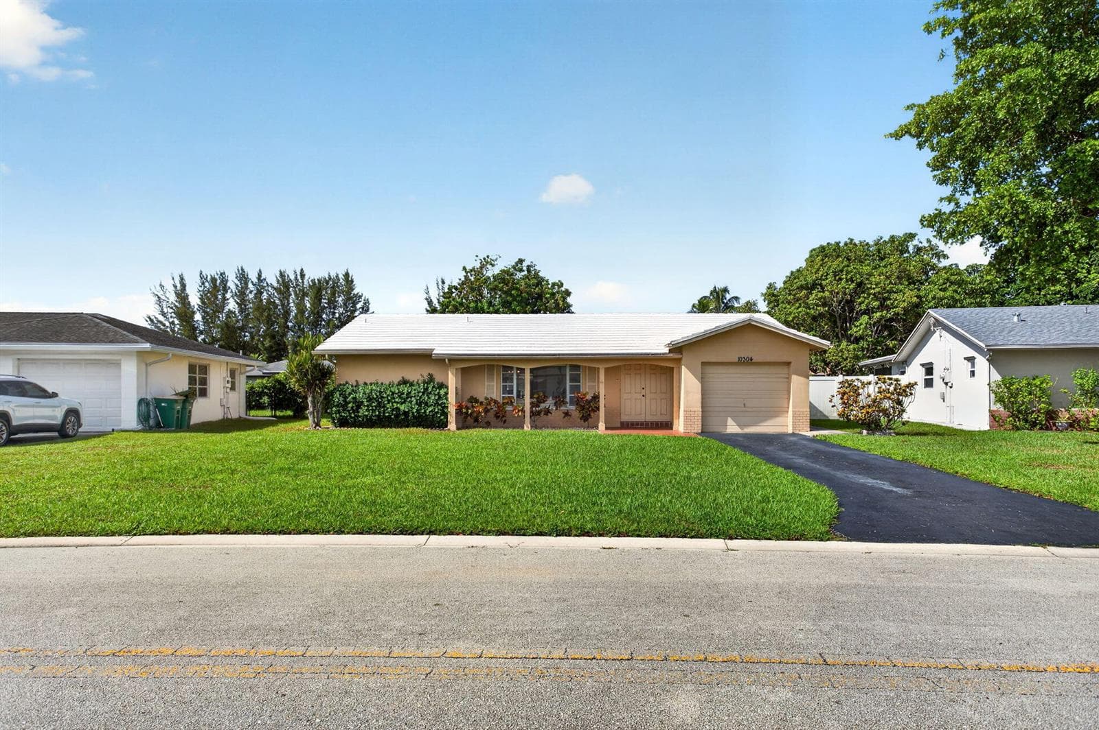 10304 NW 80th Drive, Tamarac, FL 33321