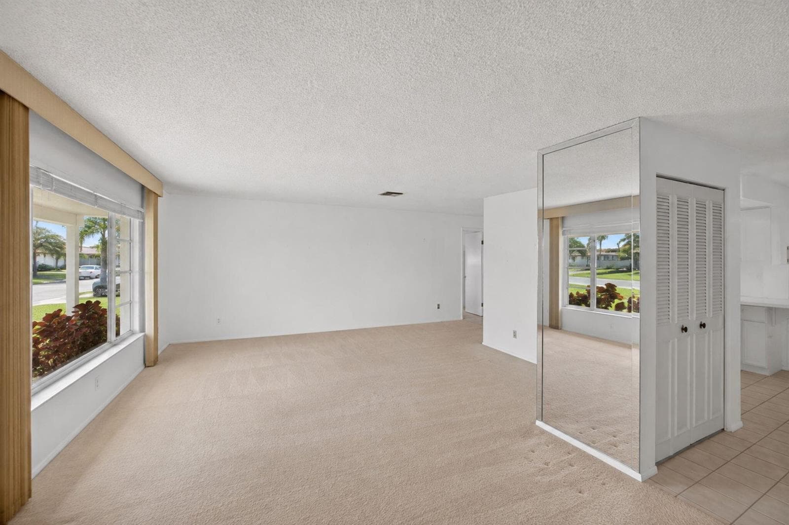 10304 NW 80th Drive, Tamarac, FL 33321 photo 4