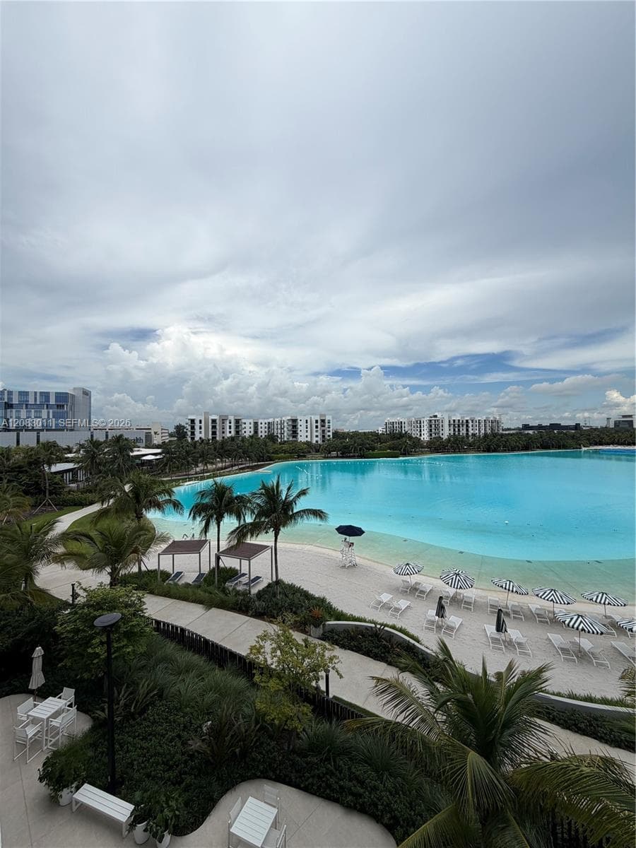 2411 Laguna Cir # 307, North Miami, FL 33181 photo 12