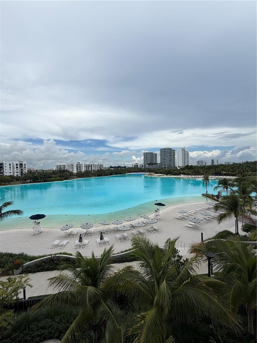 2411 Laguna Cir # 307, North Miami, FL 33181 photo 11