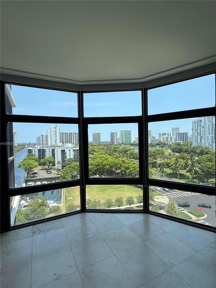3375 N Country Club Dr # 1004, Aventura, FL 33180 photo 3