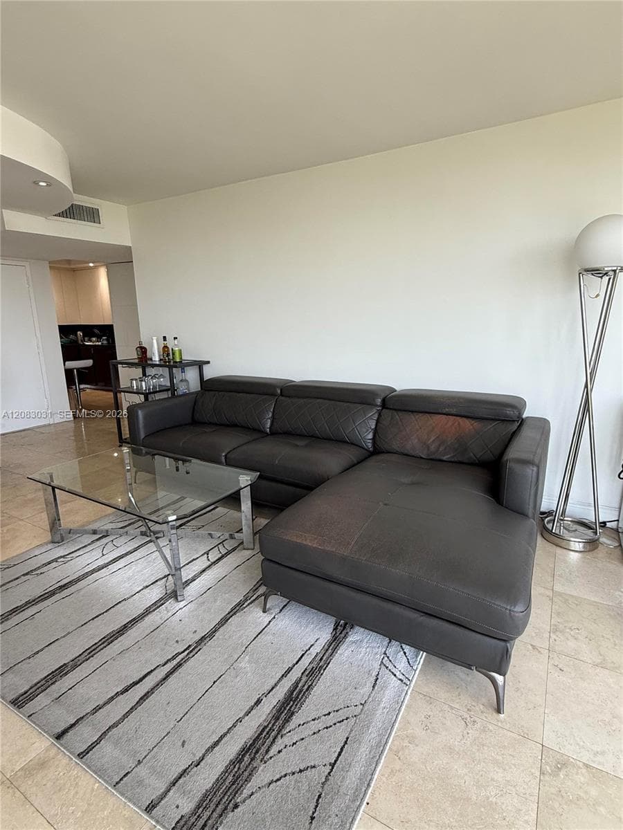 3375 N Country Club Dr # 1004, Aventura, FL 33180 photo 5