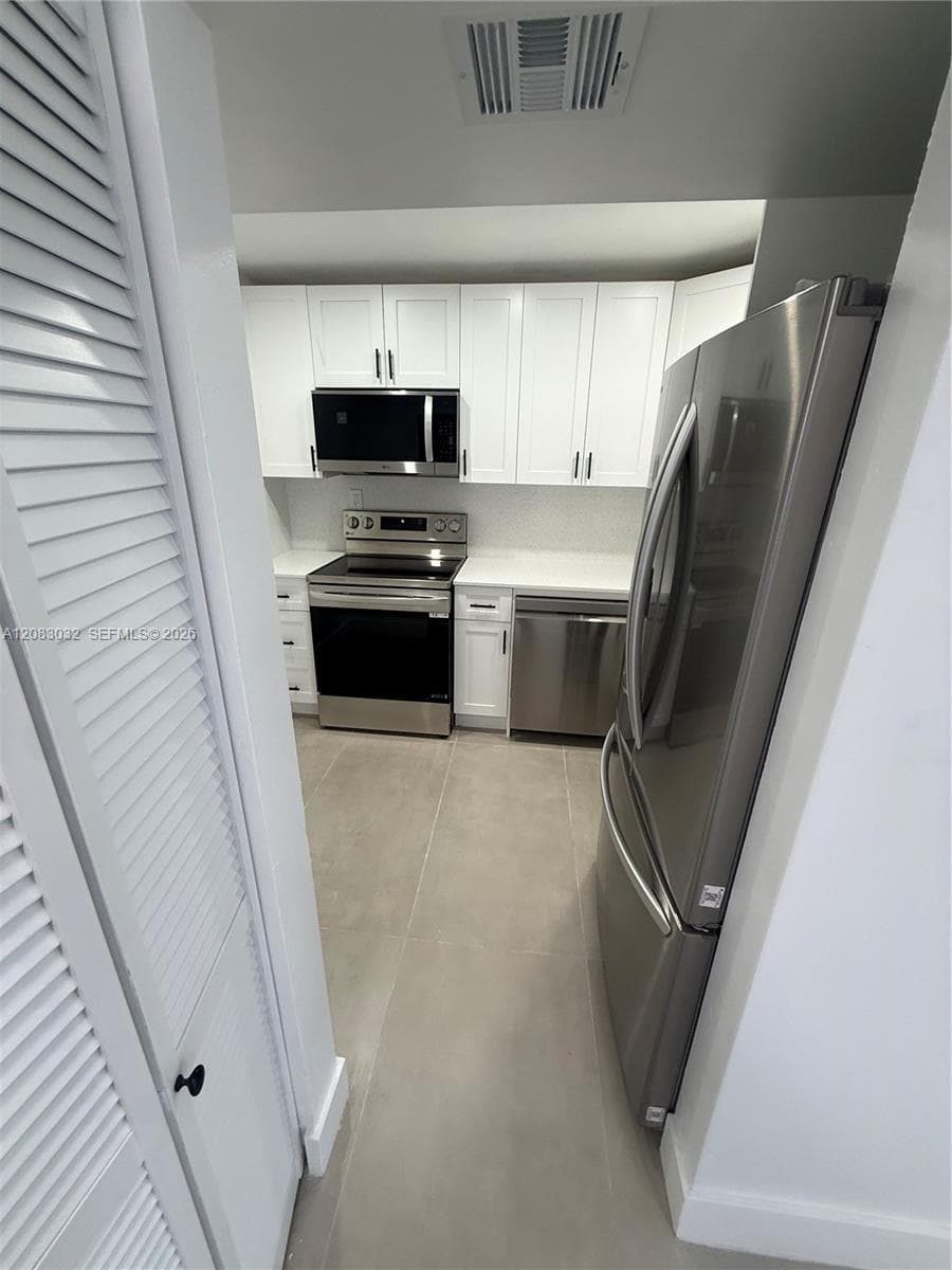 6937 bay dr # 510, Miami Beach, FL 33141 photo 2