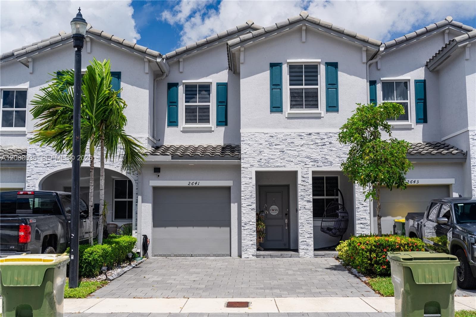 2641 SE 12th St, Homestead, FL 33035 photo 2