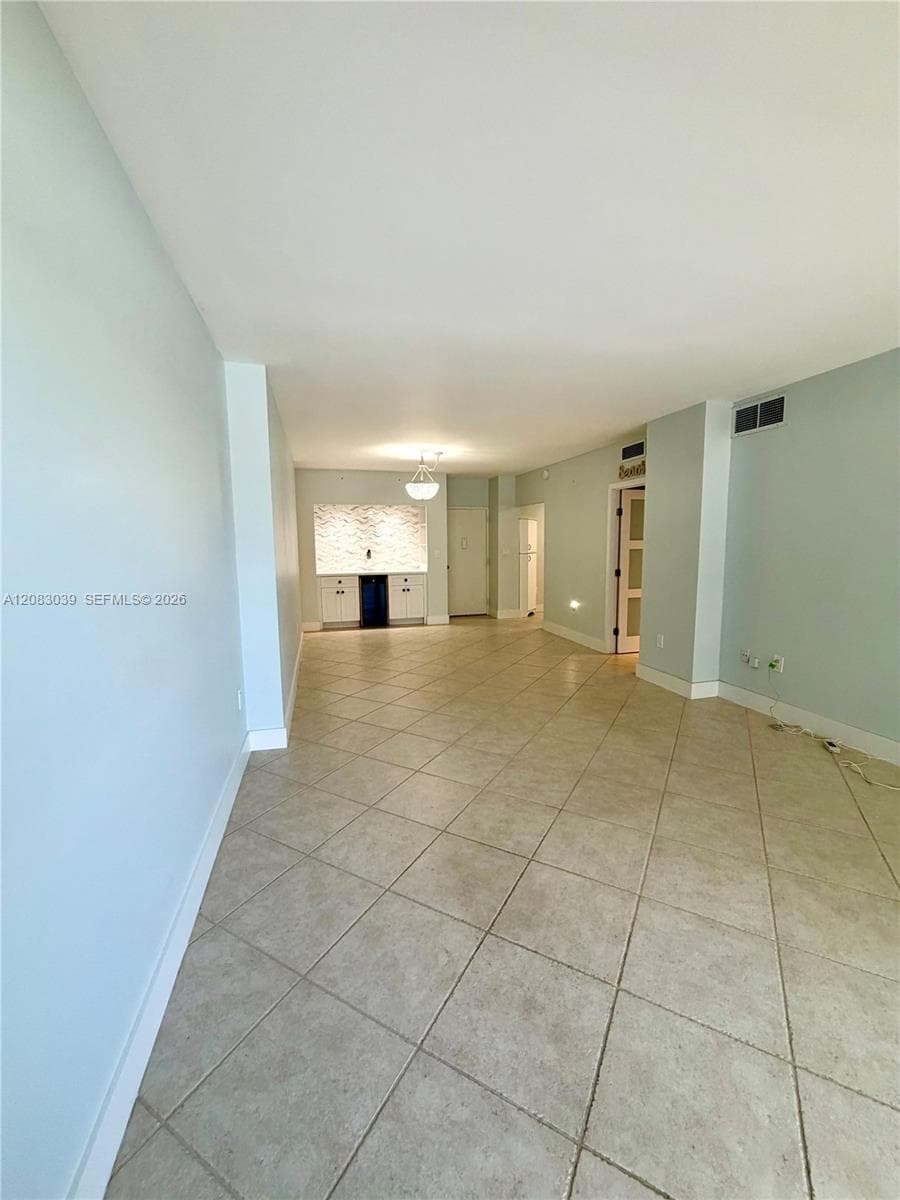 1950 S Ocean Dr # 2C, Hallandale Beach, FL 33009 photo 4