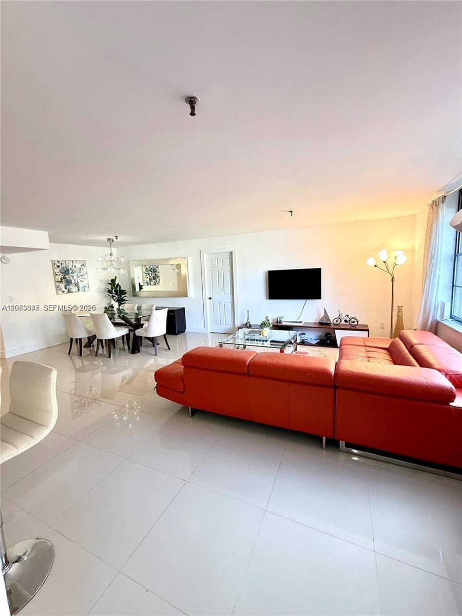 671 NE 195th St # 227-E, Miami, FL 33179 photo 3