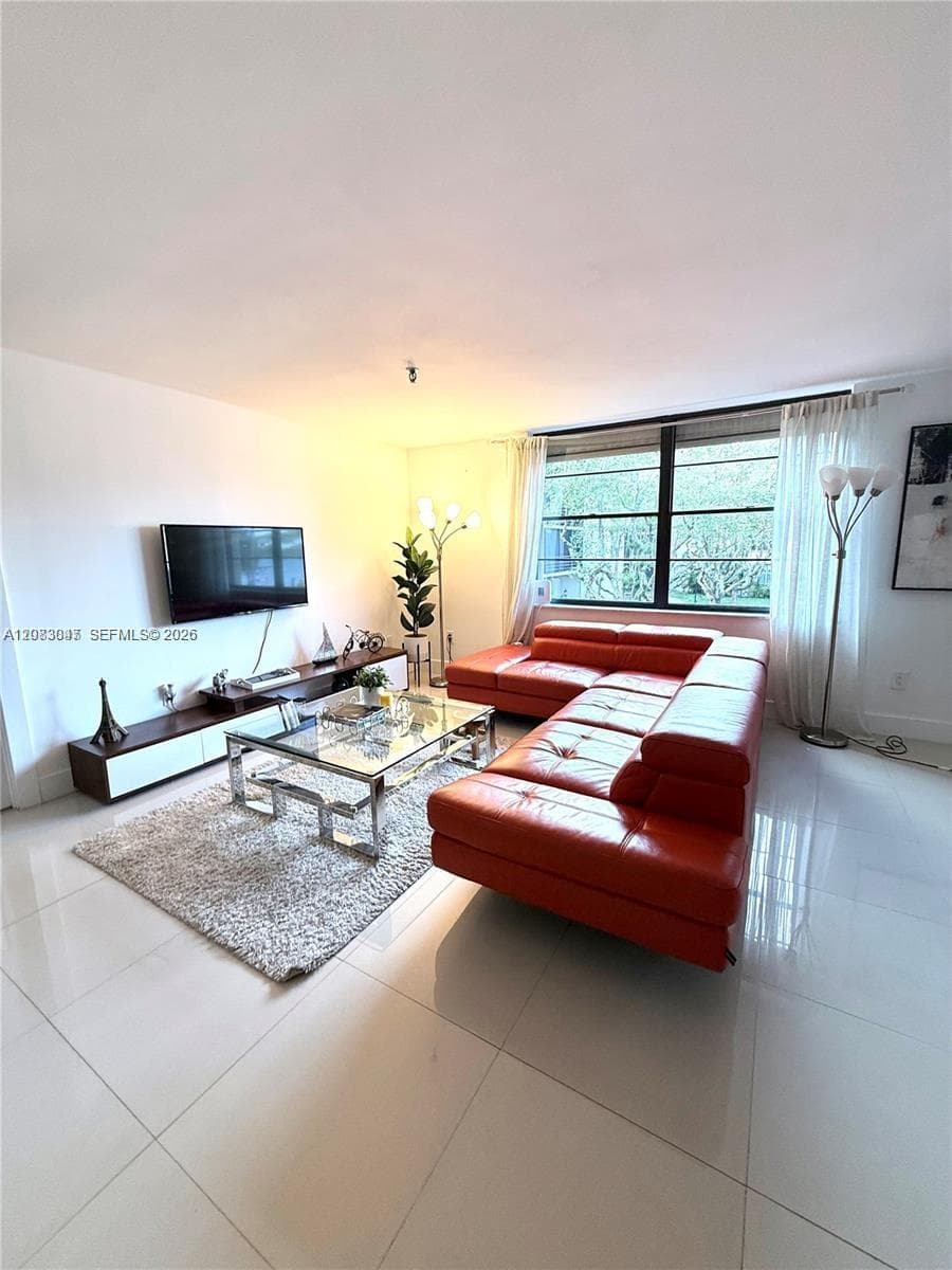 671 NE 195th St # 227-E, Miami, FL 33179 photo 5