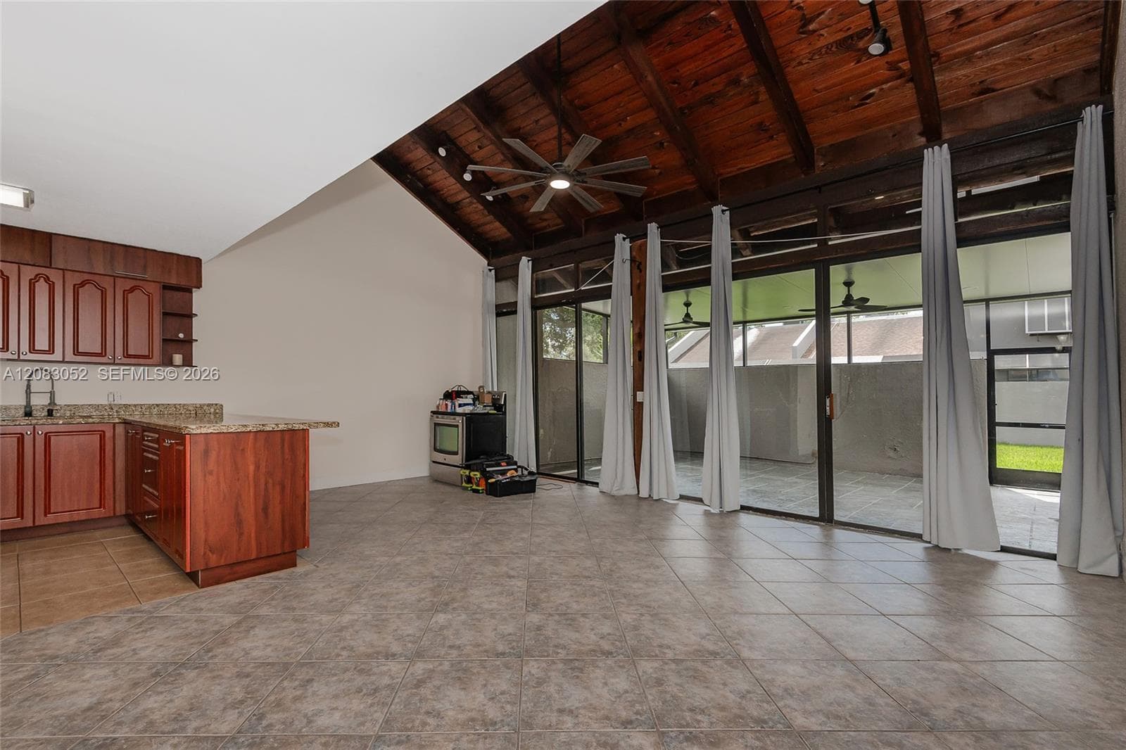 1504 NW 112th Ter, Pembroke Pines, FL 33026 photo 5