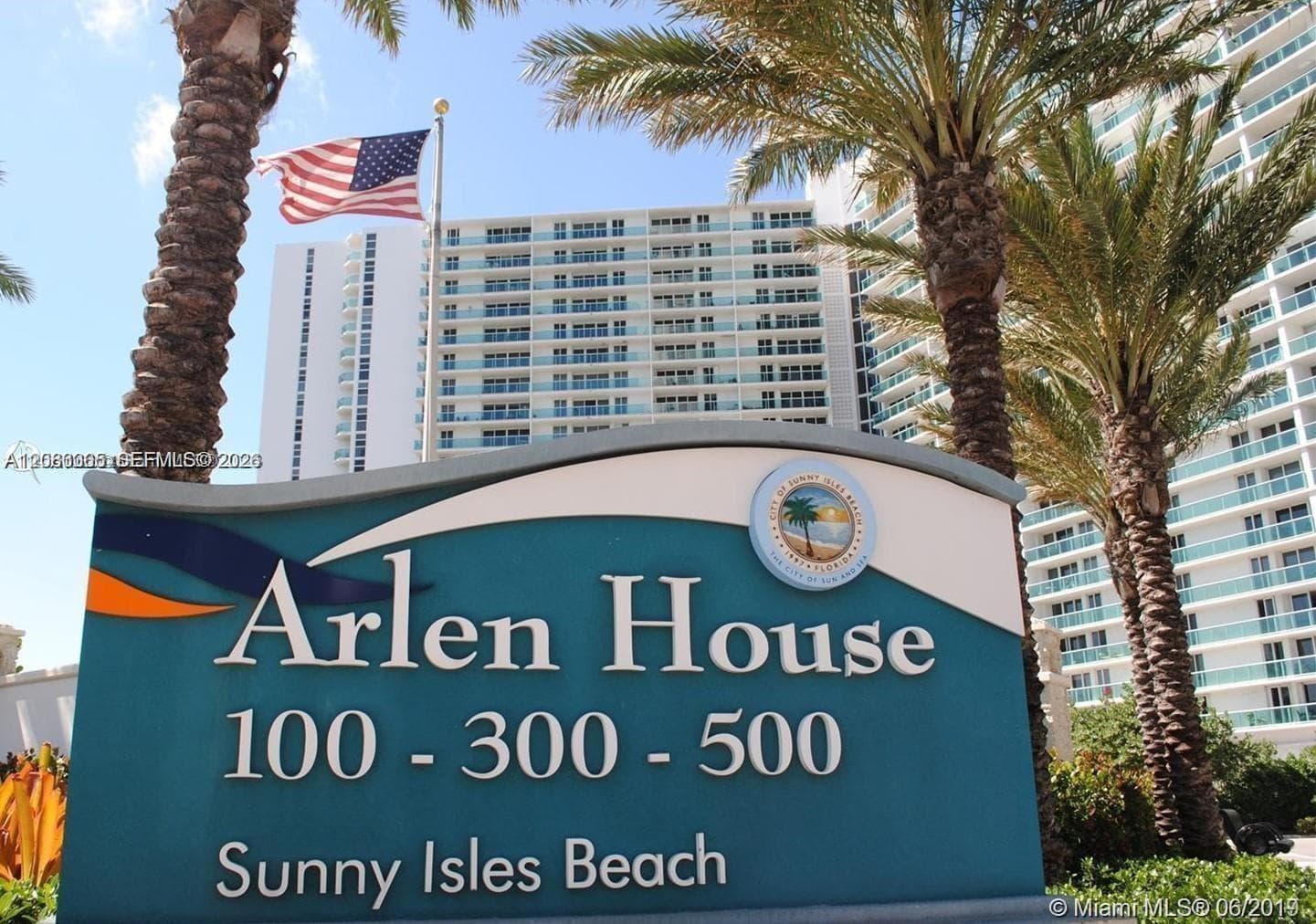 100 Bayview Dr # PH-21, Sunny Isles Beach, FL 33160