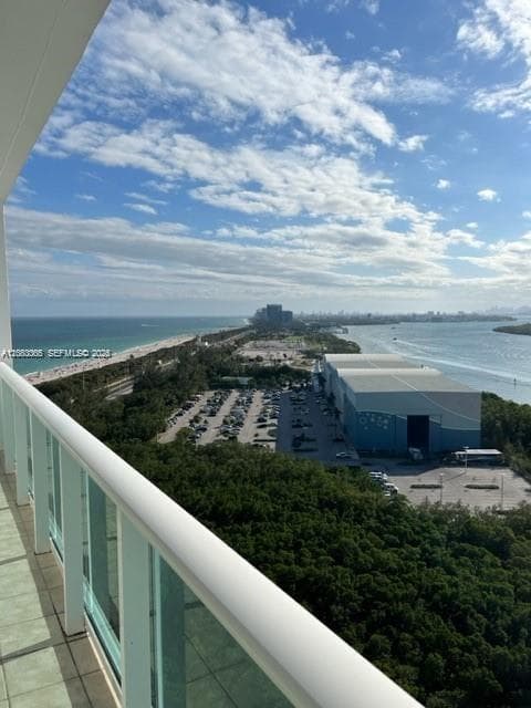 100 Bayview Dr # PH-21, Sunny Isles Beach, FL 33160 photo 4